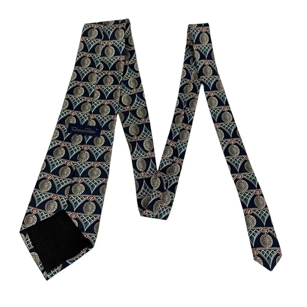Oscar De La Renta Tie Mens Navy Medallion 100% Silk Necktie Woven Made in Italy